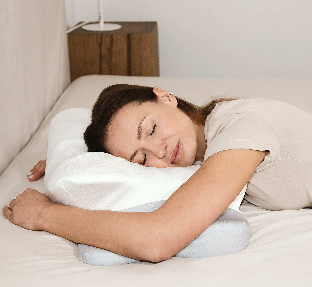 Viskoelastinė drugelio formos pagalvė