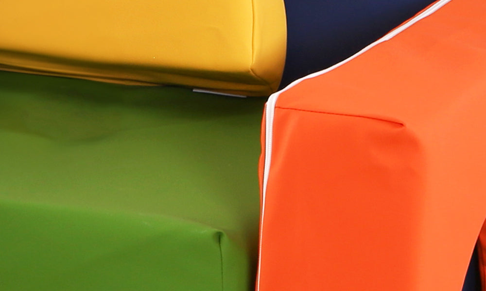 PU spalvota sofa
